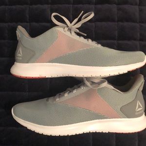 Reebok running shoes size 9.